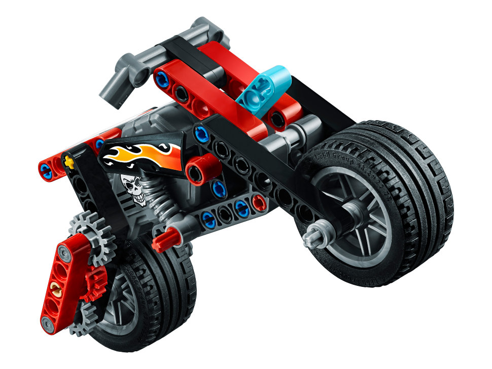 Конструктор Lego Technic: шоу трюков на грузовиках и мотоциклах (42106)