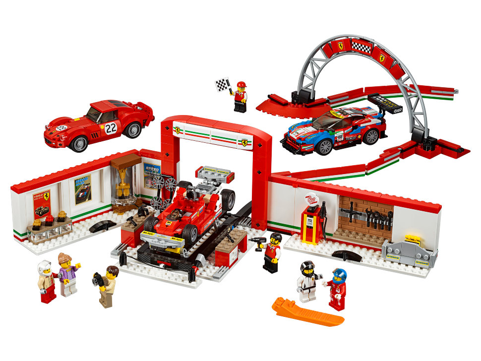 Конструктор Lego Speed Champions: гараж Ferrari (75889)