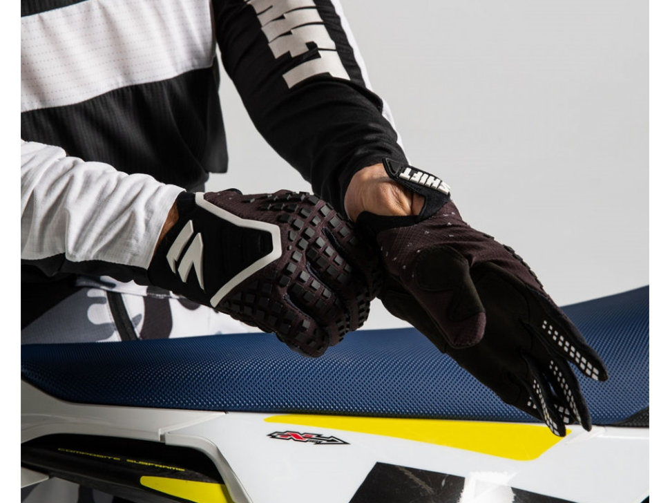 Мотоперчатки Shift 3Lack Pro Glove Black