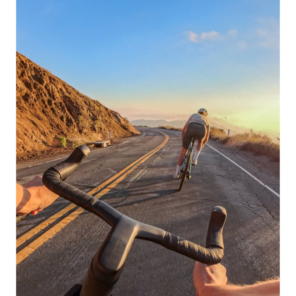 Екшн-камера Insta360 ACE Pro 2 Battery Bundle (CINSBBGA_ACEPRO208)