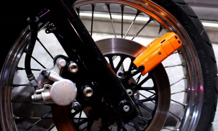 Мотозамок с сигнализацией ABUS 8077 Granit Detecto X-Plus Orange (43017)