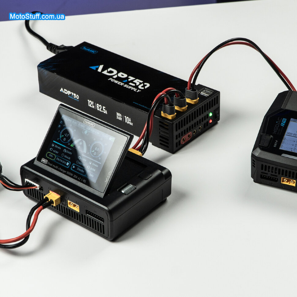 Зарядний пристрій ToolkitRC M8D (2*DC 800 Вт)