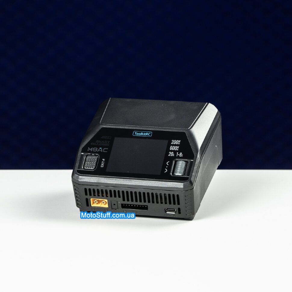 Зарядний пристрій ToolkitRC M8AC (AC 200 Вт / DC 600 Вт)
