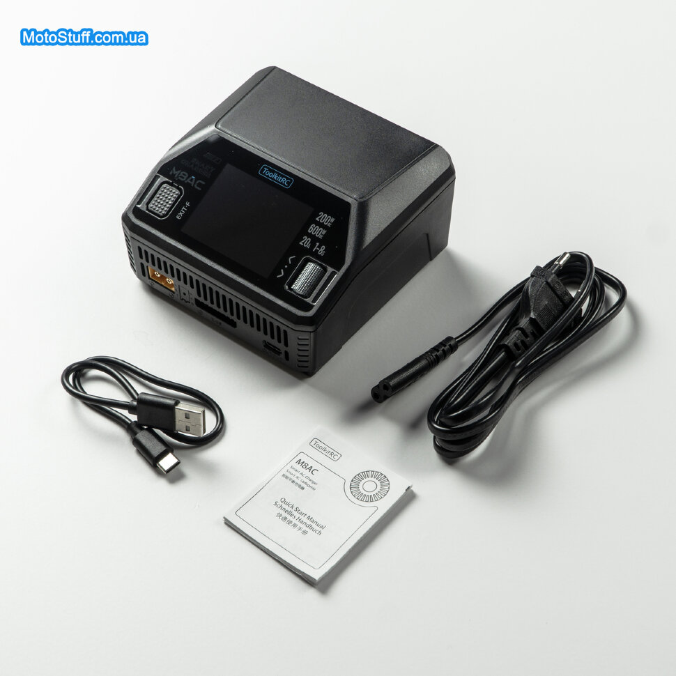Зарядний пристрій ToolkitRC M8AC (AC 200 Вт / DC 600 Вт)