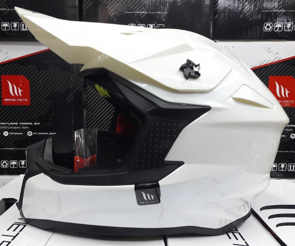 Мотошлем MT Helmets Falcon Solid White