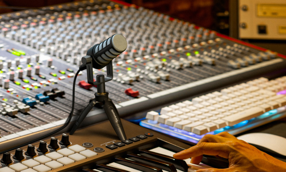 Микрофон Saramonic SR-BV1