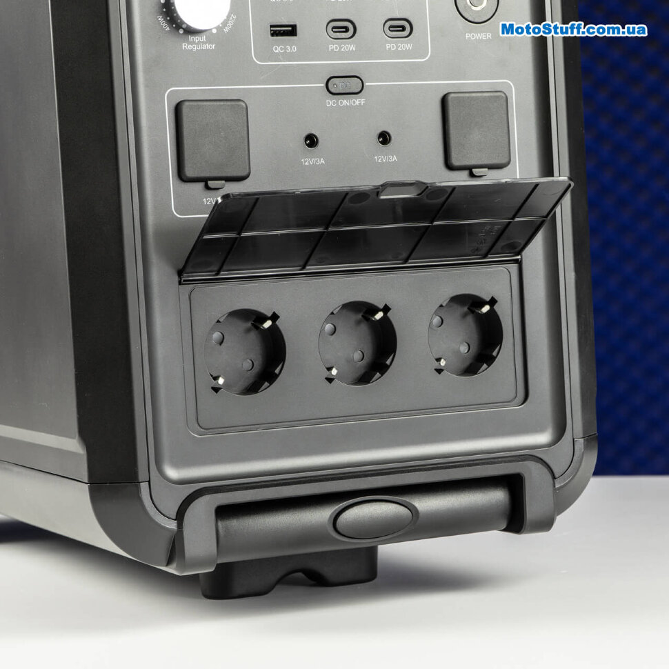 Зарядная станция Fossibot F3600 Pro (3840 Вт·ч / 3600 Вт)