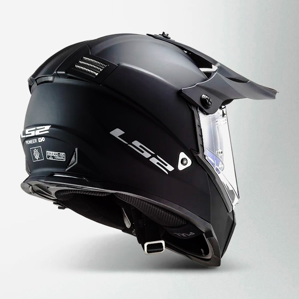 Мотошлем LS2 MX436 Pioneer Evo Gloss Black
