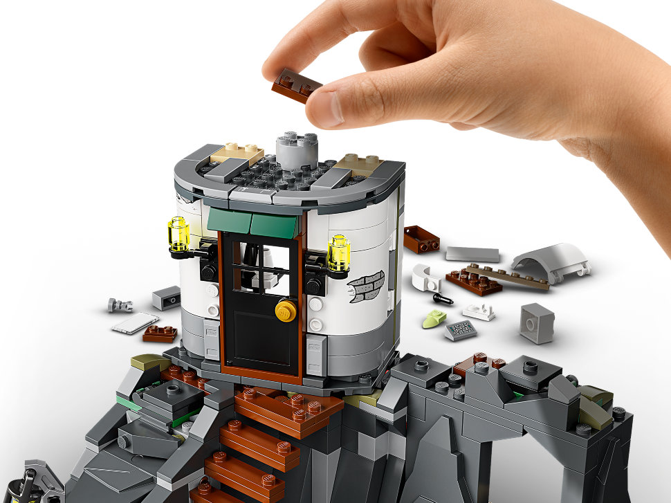 Конструктор Lego Hidden Side: маяк темряви (70431)