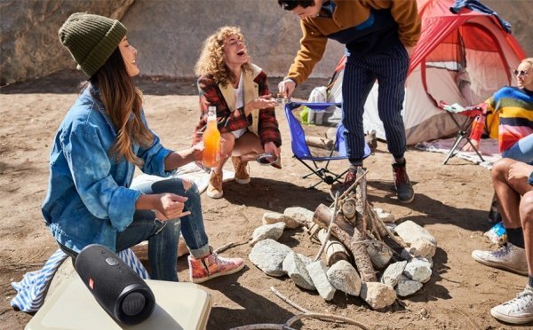 Портативна система JBL Charge 4 Yellow (JBLCHARGE4YEL)