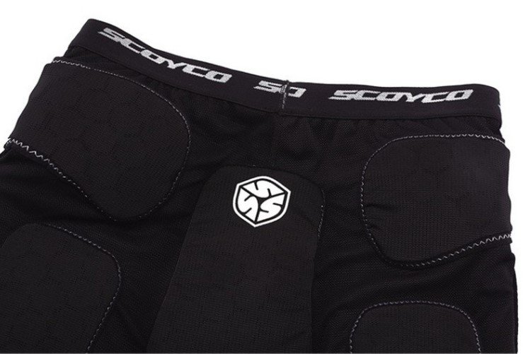 Мотошорты с защитой Scoyco PM01 Black