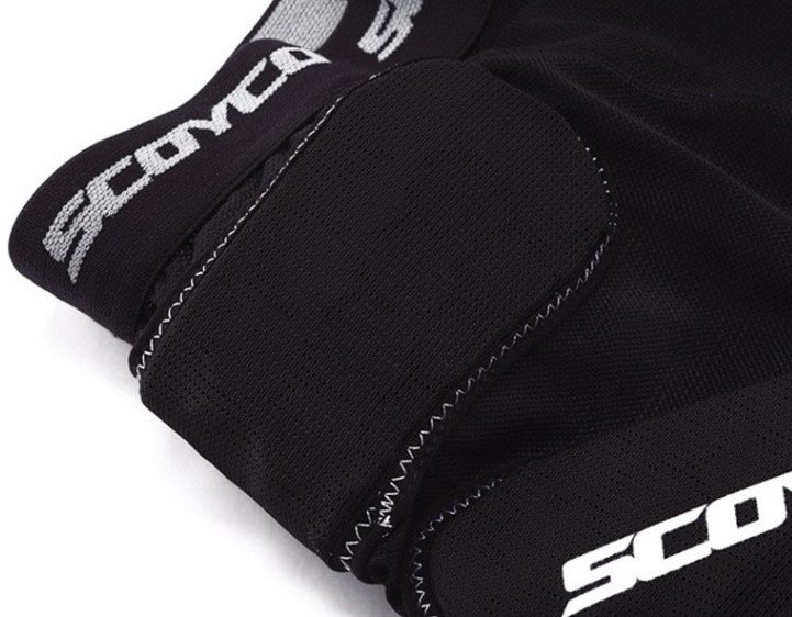 Мотошорты с защитой Scoyco PM01 Black