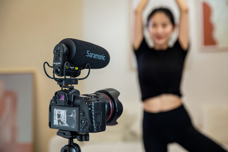 Накамерный микрофон Saramonic Vmic5
