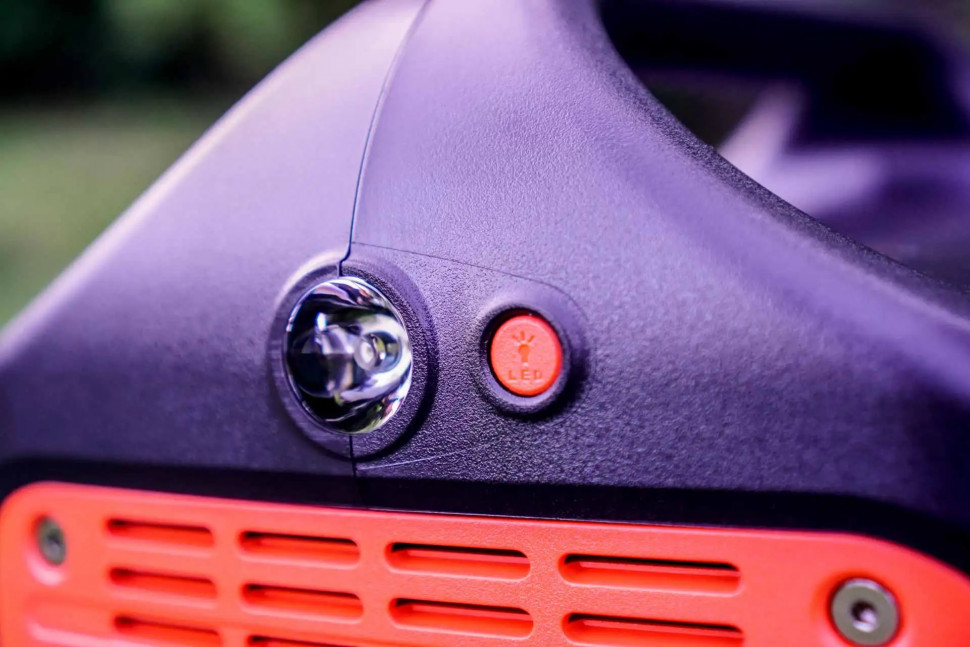 Солнечный генератор Jackery Solar Generator 1000 (Explorer 1000 + Solarsaga 100W) (1002 Вт·ч / 1000 Вт)