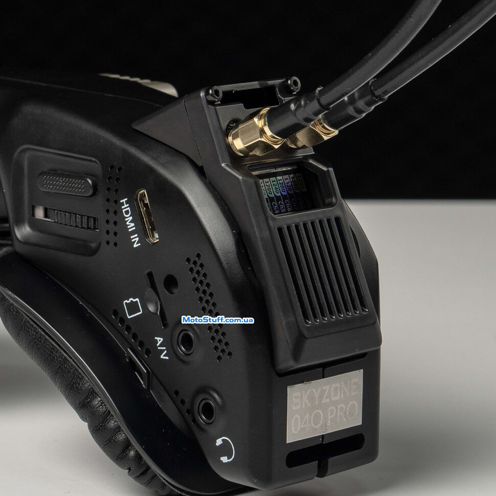 Видео приемник Skyzone 1.2GHz Diversity VRX для очков SKY04 / COBRA (9CH)