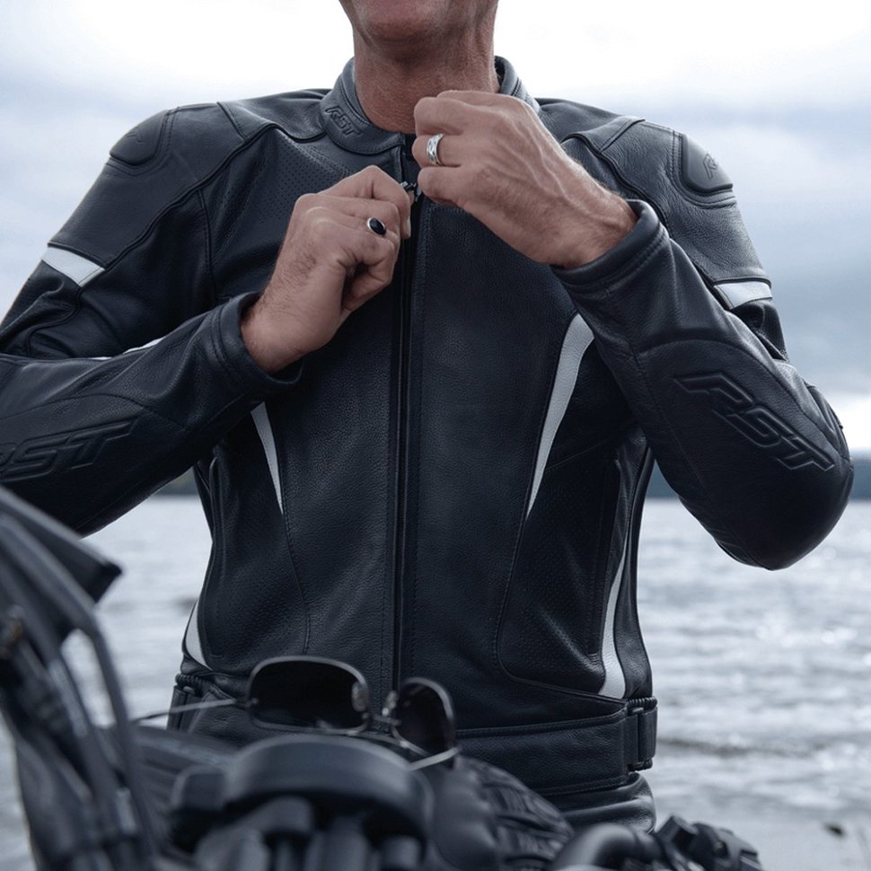Мотокуртка мужская RST 2190 GT CE Mens Leather Jacket Black/Black