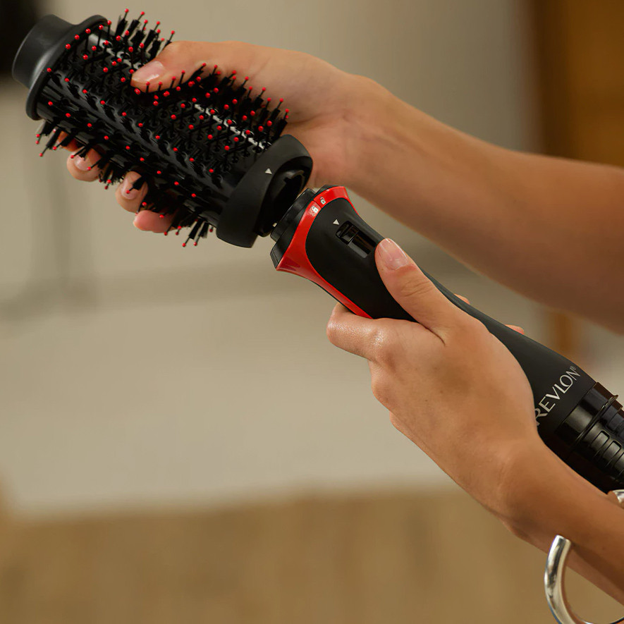 Фен-щетка Revlon Salon One-Step Volumiser Plus (RVDR5298E)