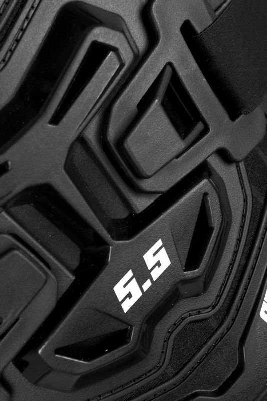 Мотозащита тела Leatt Chest Protector 5.5 Pro Black