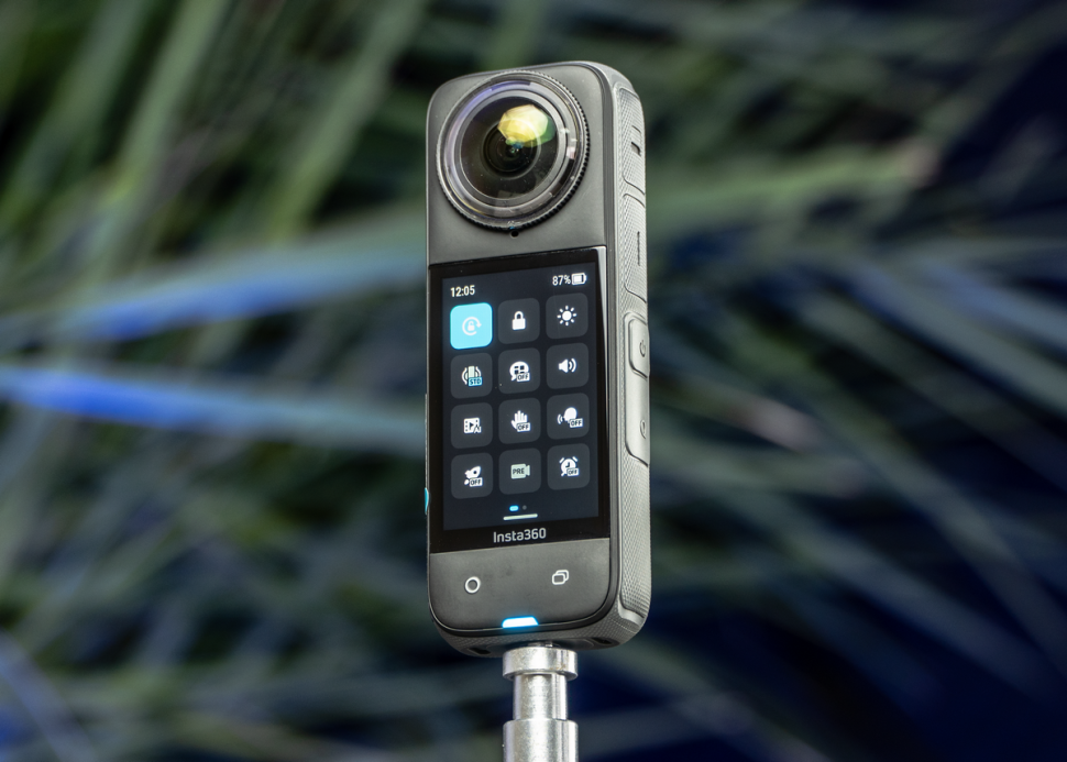 Панорамна камера Insta360 X4 (CINSABMA)