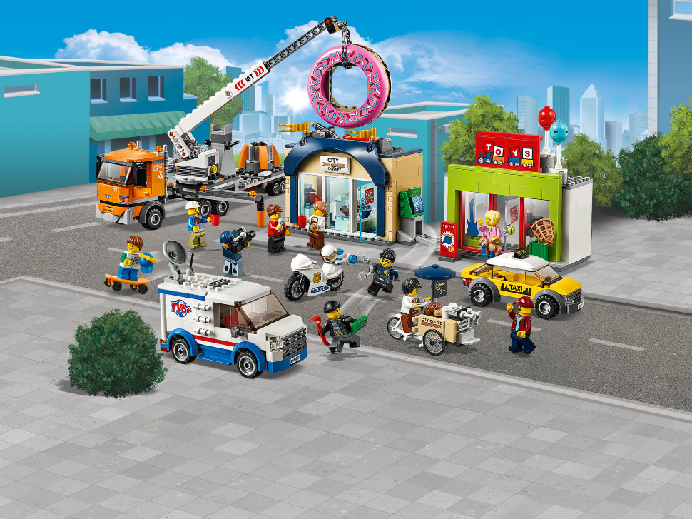 Конструктор Lego City: открытие магазина по продаже пончиков (60233)