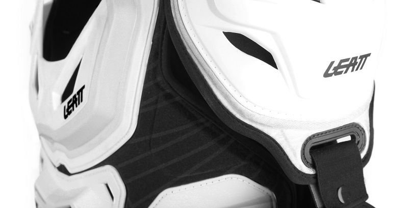 Мотозащита тела Leatt Chest Protector 5.5 Pro White
