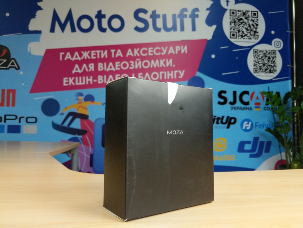 Зарядное устройство MOZA Battery Charger 18650 