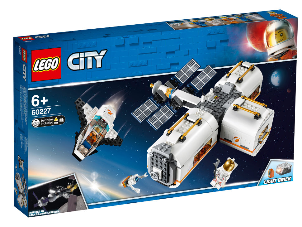 Конструктор Lego City: лунная космическая станция (60227)