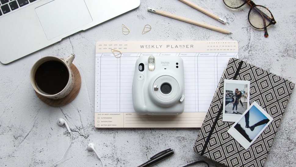 Фотокамера миттєвого друку Fujifilm Instax Mini 11 Ice White (16654982)