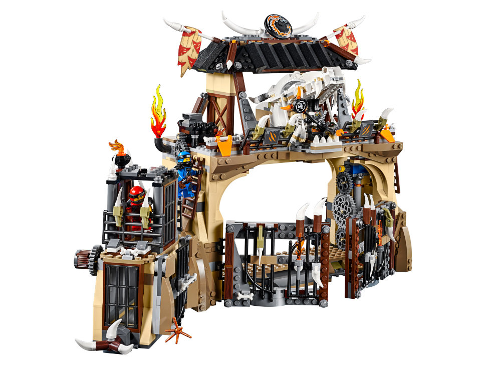 Конструктор Lego Ninjago: пещера драконов (70655)