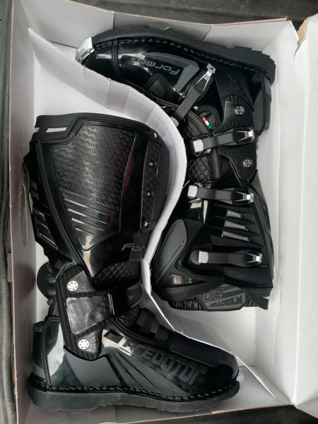 Мотоботы Forma Predator 2.0 Enduro Black/Antracite