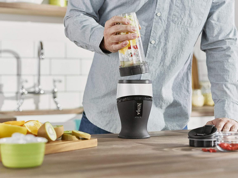 Блендер Ninja 700W Slim Blender & Smoothie Maker (QB3001EUS)