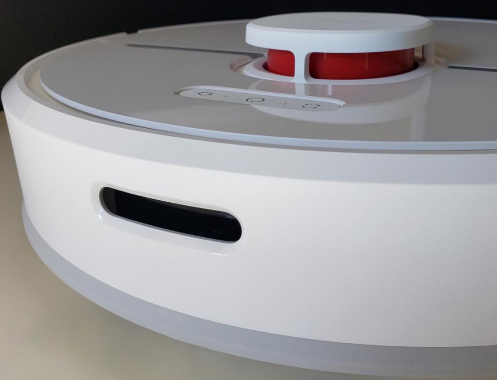 Робот-пылесос DreameTech D9