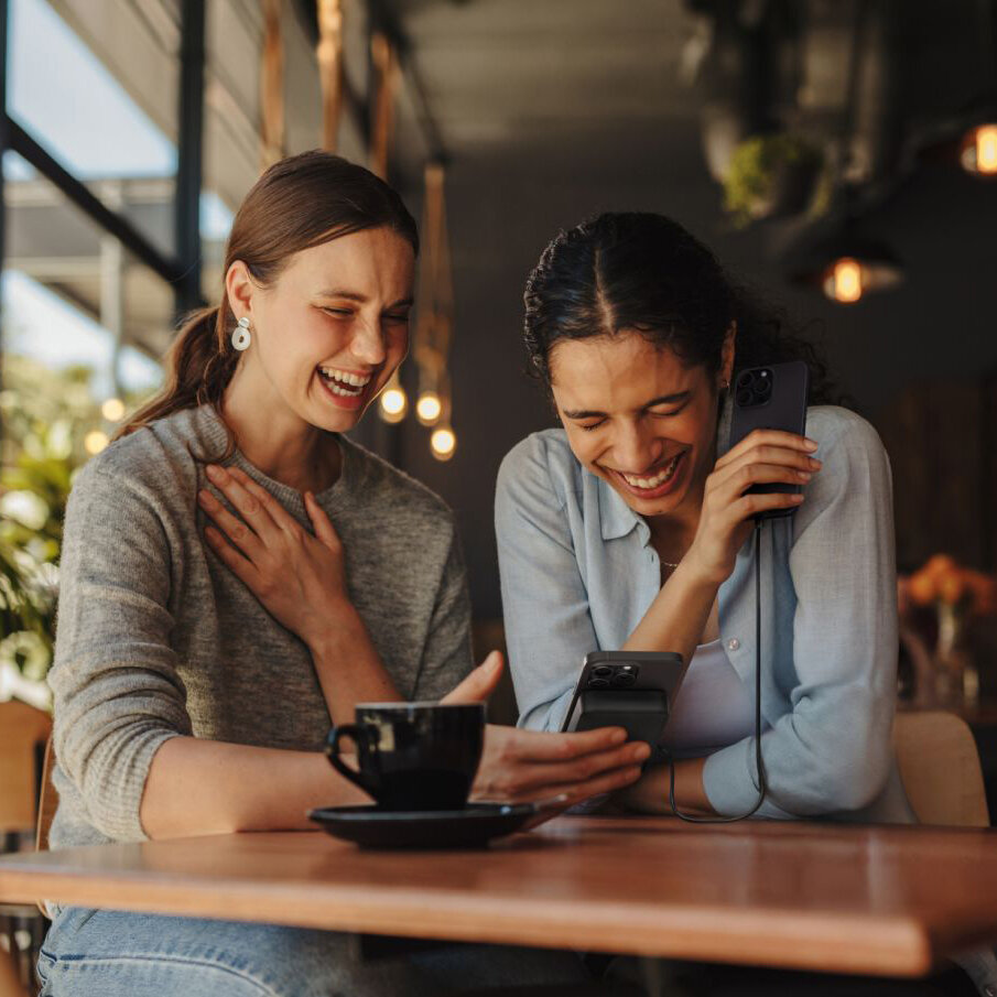 Павербанк EcoFLow RAPID 10000 Silver с MagSafe (10000 мА·ч) (EF-RAPID10000-EU)