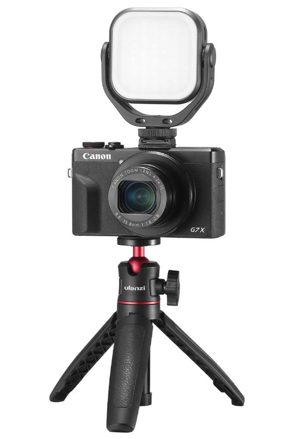 Накамерный свет Ulanzi Vijim (VL66)