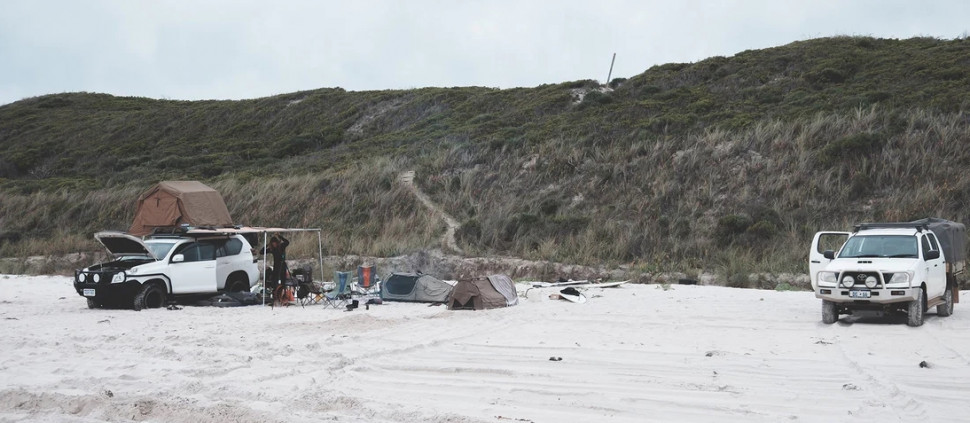 Портативная станция BLUETTI PowerOak EB70 (716 Вт·ч / 1000 Вт)