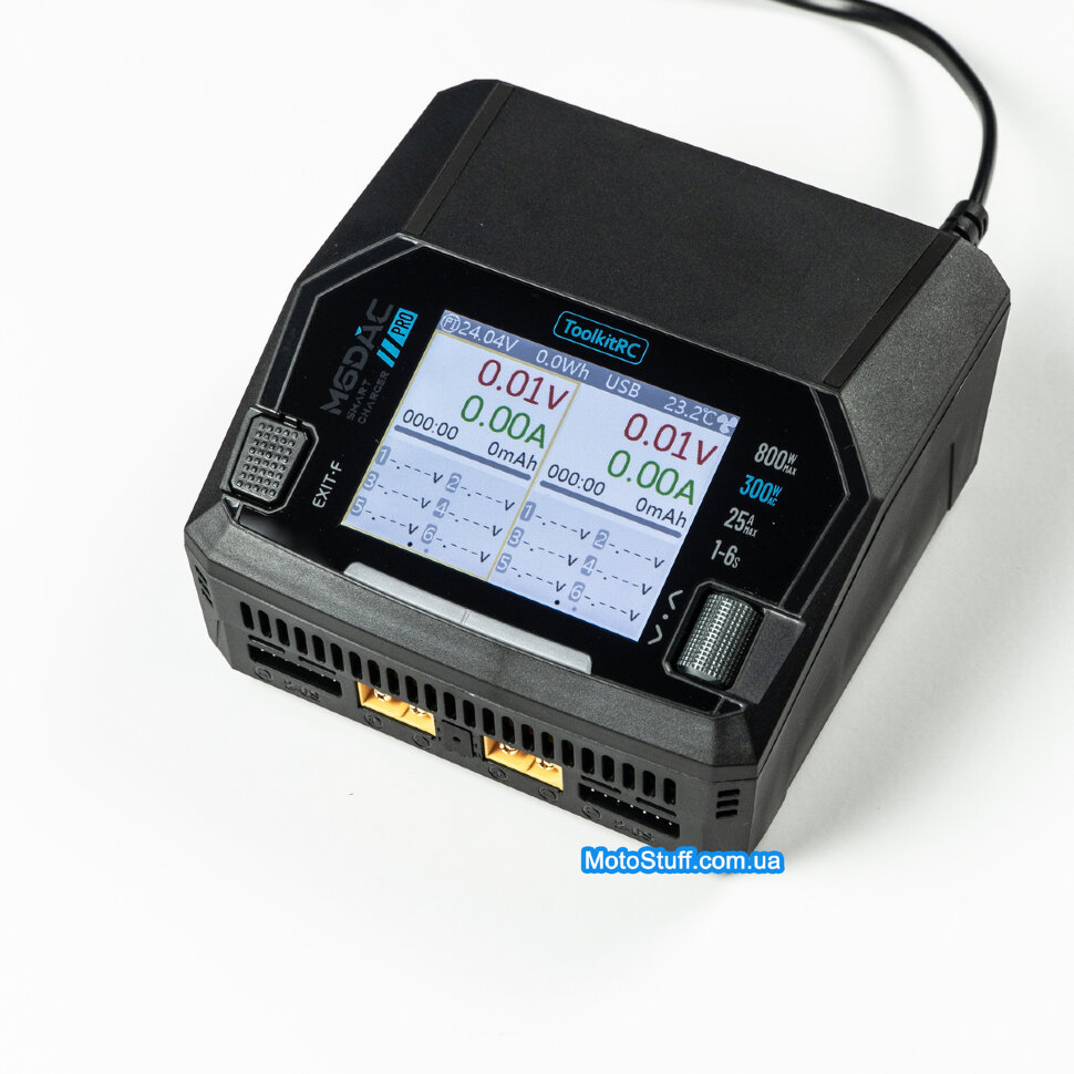 Зарядний пристрій ToolkitRC M6DAC Pro (AC 330 Вт / 2* DC 400 Вт)