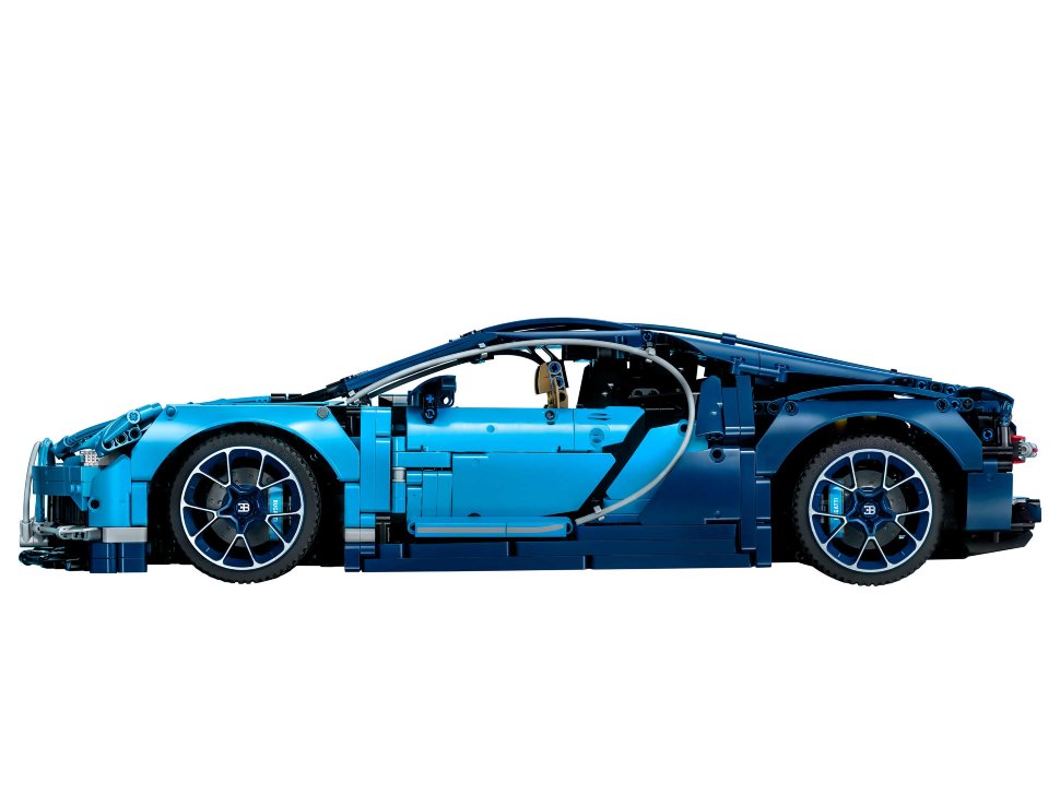 Конструктор Lego Technic: Bugatti Chiron (42083)