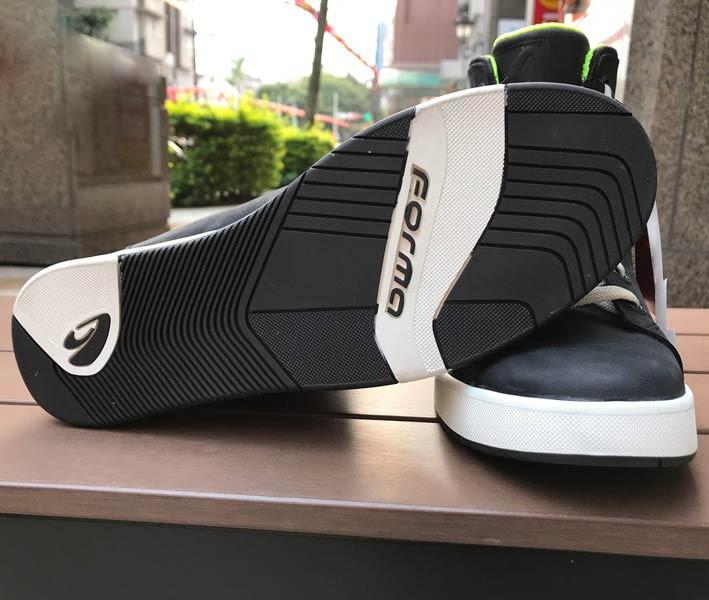 Мотокеды Forma Swift Flow Black/White