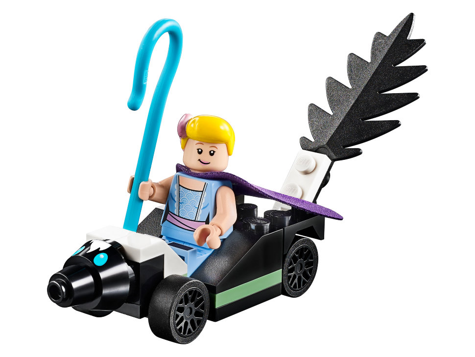 Конструктор Lego Toy Story: приключения Базза и Бо Пип на детской площадке (10768)