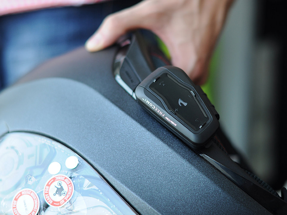 Мотогарнитура Cardo Scala Rider Freecom 1 (FRC10010 Single)