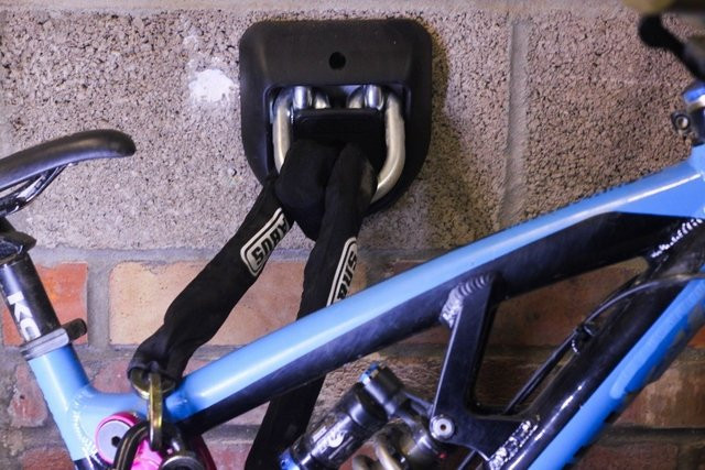 Парковачная петля ABUS WBA100 Granit