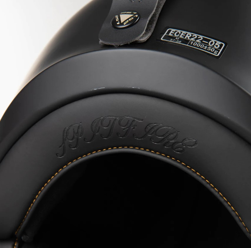 Мотошлем LS2 OF599 Spitfire Single Mono Matt Black