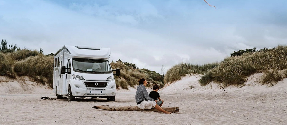 Зарядная станция BLUETTI AC200MAX (2048 Вт·ч / 2400 Вт)