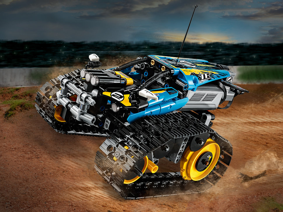 Конструктор Lego Technic: скоростной вездеход с ДУ (42095)