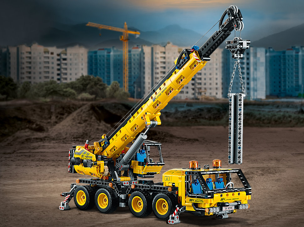 Конструктор Lego Technic: мобильный кран (42108)