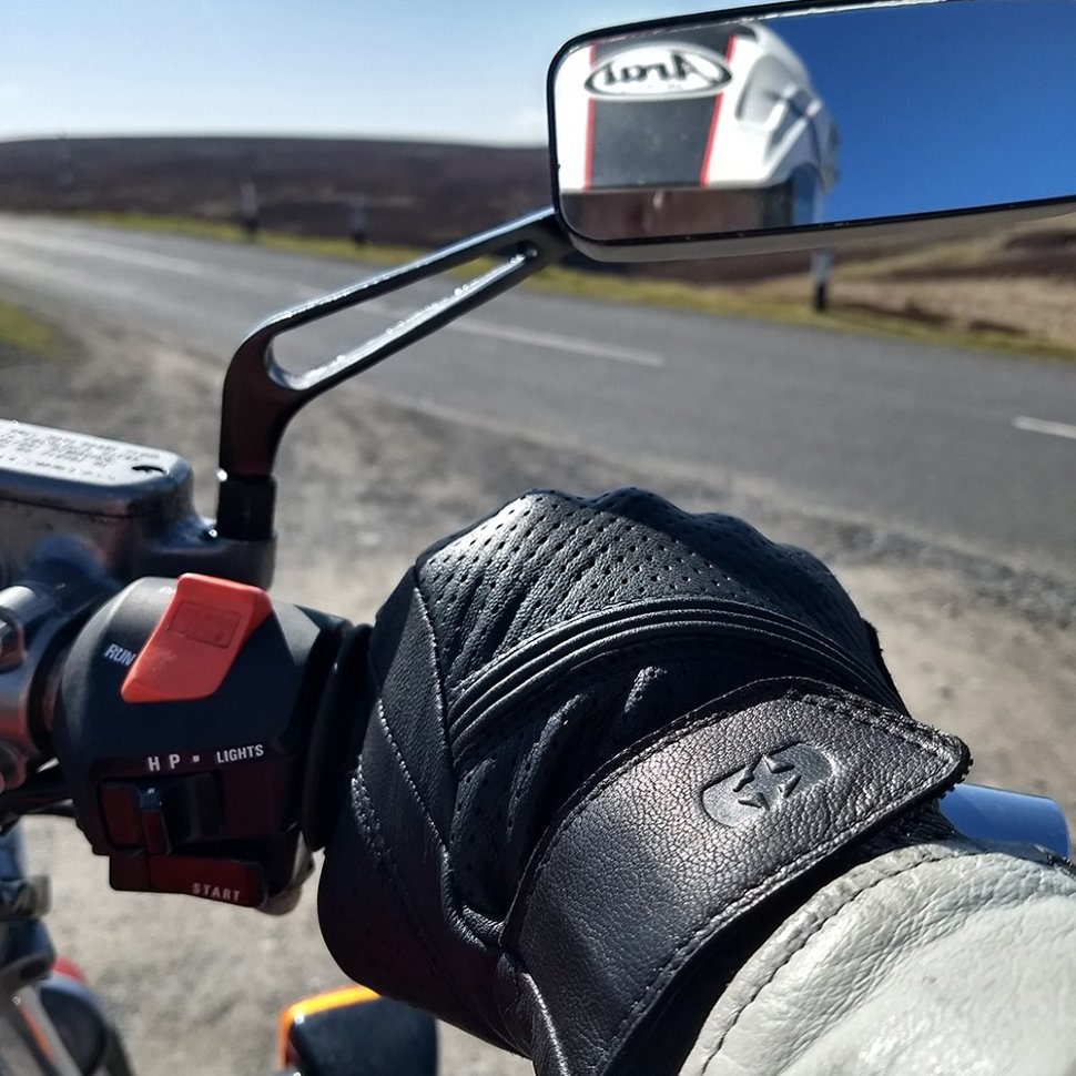 Мотоперчатки кожаные Oxford Holbeach MS Short Leather Glove Black