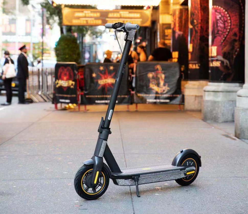Электросамокат Ninebot by Segway KickScooter Max G30 (40.30.0000.00)