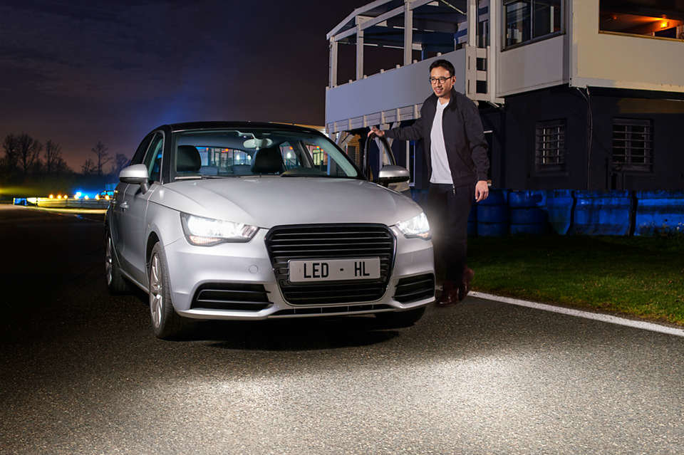 LED лампы комплект Philips H4 Ultinon Led +160% (11342ULWX2)