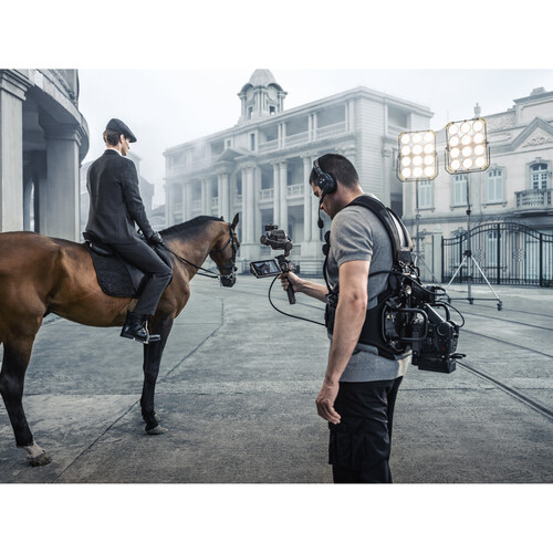 Стабилизатор DJI RS 3 Pro (CP.RN.00000219.01)