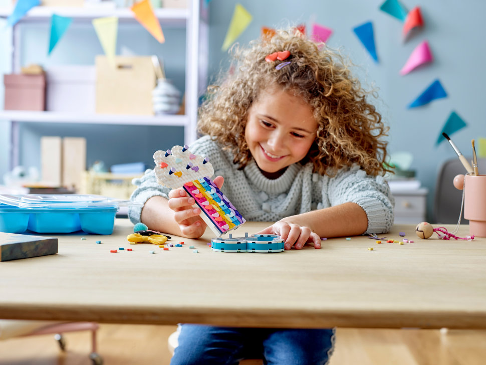 Конструктор Lego Dots: подставка для украшений «Радуга» (41905)